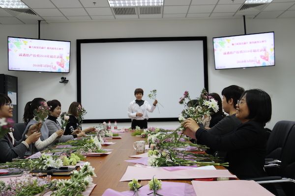 2018-3-8-女员工活动